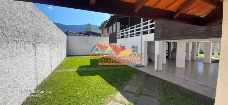 Imagem Casa com 4 Quartos à Venda, 150 m² em Massaguaçu - Caraguatatuba