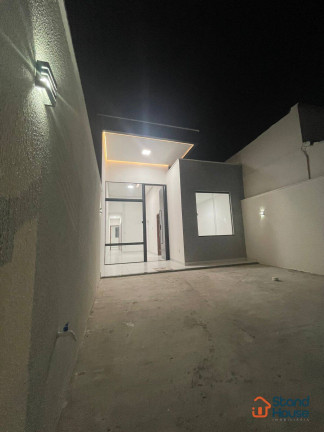 Imagem Casa com 3 Quartos à Venda, 156 m² em Papagaio - Feira De Santana Imagem Casa com 3 Quartos à Venda, 156 m² em Papagaio - Feira De Santana
