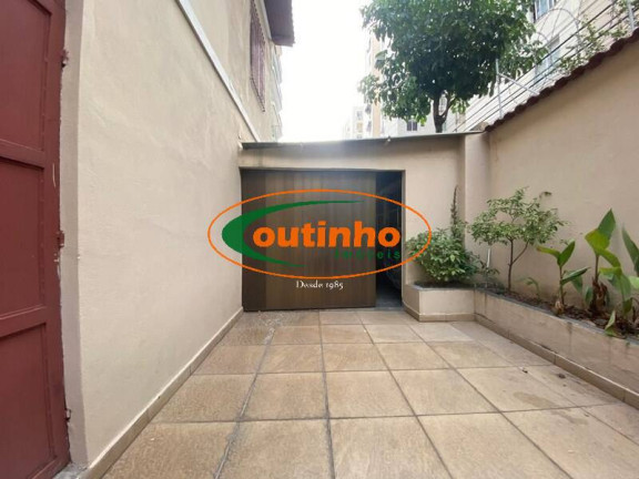 Imagem Casa com 4 Quartos à Venda, 360 m² em Tijuca - Rio De Janeiro Imagem Casa com 4 Quartos à Venda, 360 m² em Tijuca - Rio De Janeiro