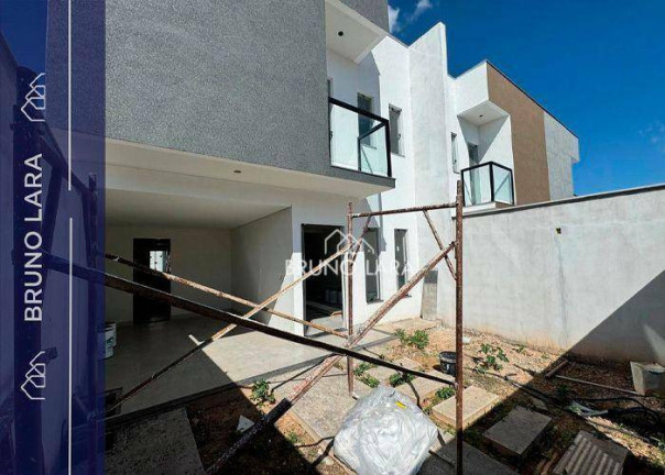 Imagem Casa com 3 Quartos à Venda, 120 m² em Guaruja Mansões - Betim Imagem Casa com 3 Quartos à Venda, 120 m² em Guaruja Mansões - Betim