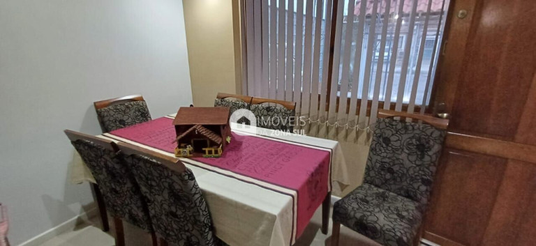 Imagem Casa com 2 Quartos à Venda, 64 m² Imagem Casa com 2 Quartos à Venda, 64 m²
