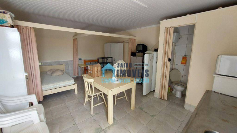 Imagem Casa com 6 Quartos à Venda, 450 m² em Centro - Balneário Pinhal Imagem Casa com 6 Quartos à Venda, 450 m² em Centro - Balneário Pinhal