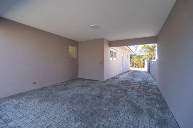 Imagem Casa com 3 Quartos para Alugar, 145 m² em Orleans - Curitiba Imagem Casa com 3 Quartos para Alugar, 145 m² em Orleans - Curitiba