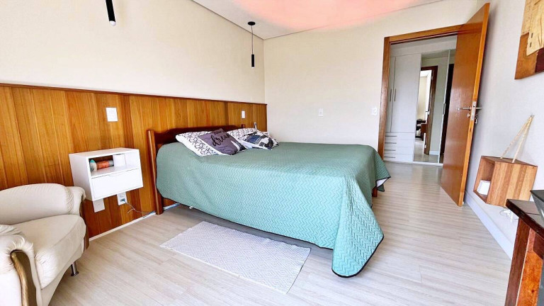 Imagem Casa com 4 Quartos à Venda, 281 m² em Parque Das Artes - Embu Das Artes Imagem Casa com 4 Quartos à Venda, 281 m² em Parque Das Artes - Embu Das Artes