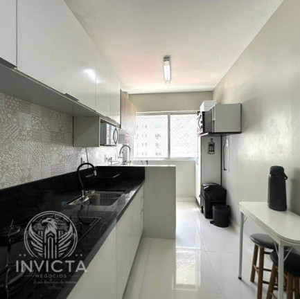 Imagem Cobertura com 4 Quartos à Venda, 168 m² em Centro - Balneário Camboriú Imagem Cobertura com 4 Quartos à Venda, 168 m² em Centro - Balneário Camboriú