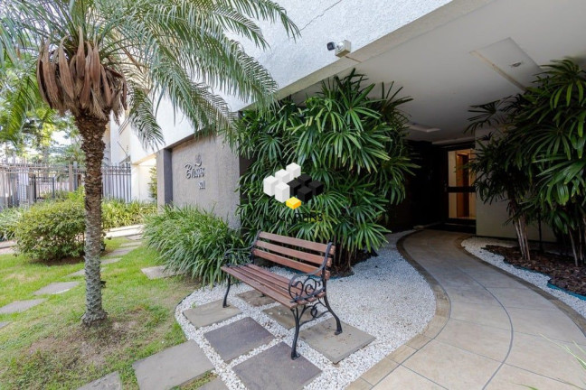 Imagem Apartamento com 2 Quartos à Venda, 61 m² em Higienópolis - Porto Alegre Imagem Apartamento com 2 Quartos à Venda, 61 m² em Higienópolis - Porto Alegre