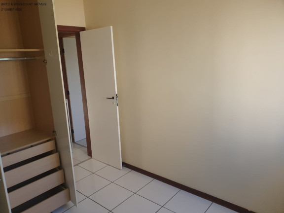Imagem Imóvel com 3 Quartos à Venda, 84 m² em Imbuí - Salvador Imagem Imóvel com 3 Quartos à Venda, 84 m² em Imbuí - Salvador