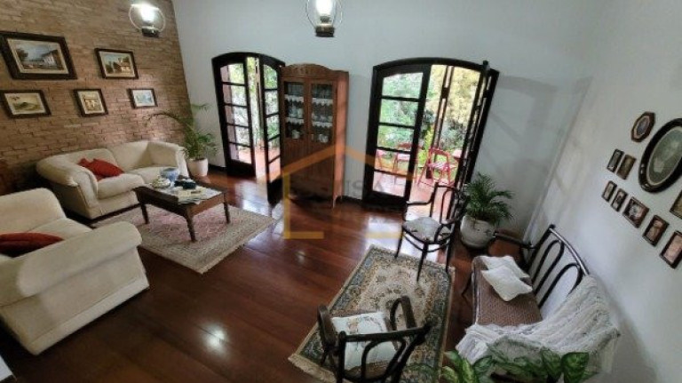 Imagem Casa com 3 Quartos à Venda, 495 m² em Vila Rosália - Guarulhos Imagem Casa com 3 Quartos à Venda, 495 m² em Vila Rosália - Guarulhos