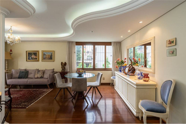 Imagem Apartamento com 3 Quartos à Venda, 131 m² em Higienópolis - Porto Alegre Imagem Apartamento com 3 Quartos à Venda, 131 m² em Higienópolis - Porto Alegre