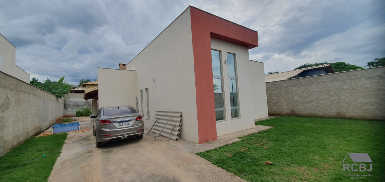 Imagem Casa com 3 Quartos à Venda, em Fernão Dias - Esmeraldas Imagem Casa com 3 Quartos à Venda, em Fernão Dias - Esmeraldas