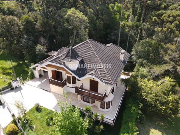 Casa com 4 Quartos à Venda, 401 m² em Região De Capivari - Campos Do Jordão