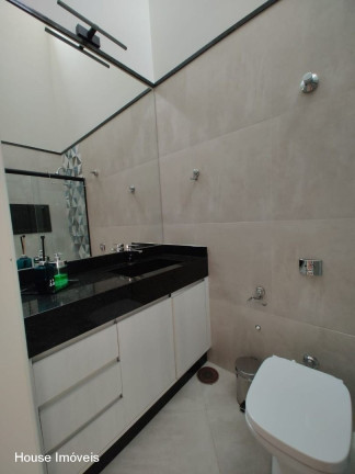 Imagem Casa com 3 Quartos à Venda, 400 m² em Medeiros - Jundiaí Imagem Casa com 3 Quartos à Venda, 400 m² em Medeiros - Jundiaí