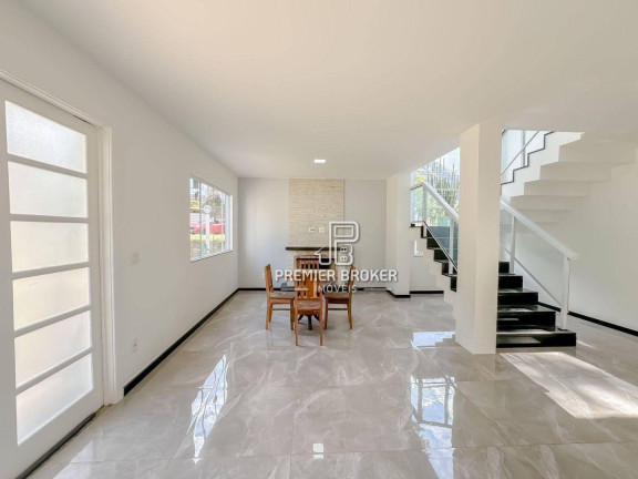Imagem Casa com 4 Quartos à Venda ou Locação, 205 m² em Parque Do Imbui - Teresópolis Imagem Casa com 4 Quartos à Venda ou Locação, 205 m² em Parque Do Imbui - Teresópolis