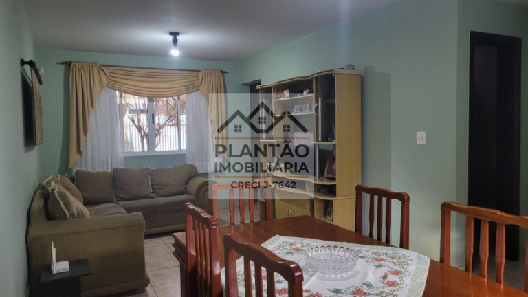 Imagem Casa com 3 Quartos à Venda, 170 m² em Boqueirão - Curitiba