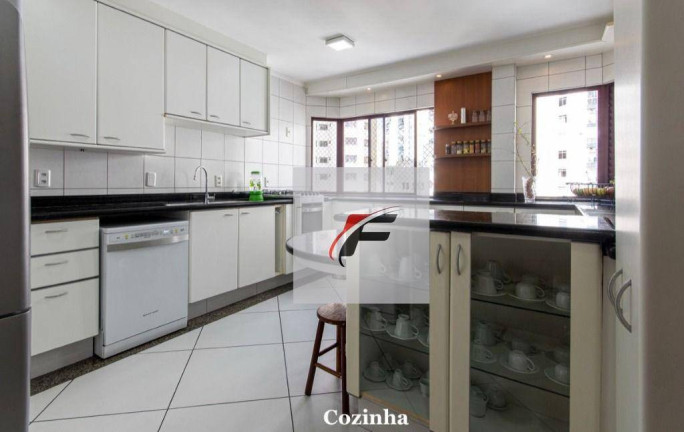 Imagem Apartamento com 5 Quartos à Venda, 340 m² em Centro - Balneário Camboriú