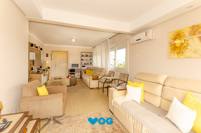 Imagem Imóvel com 3 Quartos à Venda, 117 m² em Petrópolis - Porto Alegre