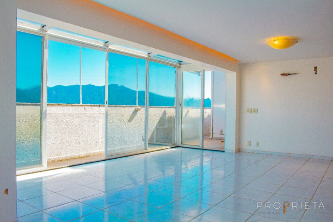 Imagem Cobertura com 3 Quartos à Venda, 490 m² em Barra Da Tijuca - Rio De Janeiro