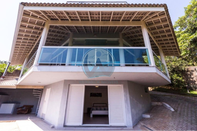 Imagem Casa com 3 Quartos à Venda, em Ponta Grossa - Ubatuba Imagem Casa com 3 Quartos à Venda, em Ponta Grossa - Ubatuba