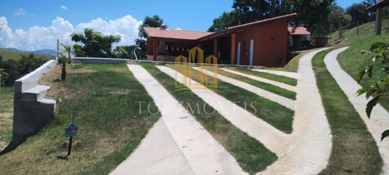 Imagem Chácara com 3 Quartos à Venda, 2.500 m² em Roseirinha - Caçapava Imagem Chácara com 3 Quartos à Venda, 2.500 m² em Roseirinha - Caçapava