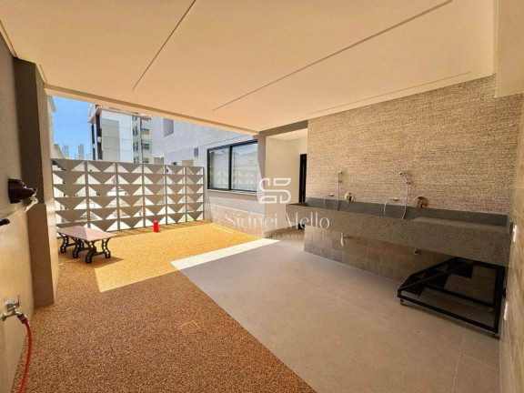 Imagem Imóvel com 1 Quarto à Venda, 50 m² em 2 Quadra Centro - Balneário Camboriú Imagem Imóvel com 1 Quarto à Venda, 50 m² em 2 Quadra Centro - Balneário Camboriú