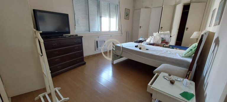 Imagem Apartamento com 4 Quartos à Venda, 228 m² em Gonzaga - Santos