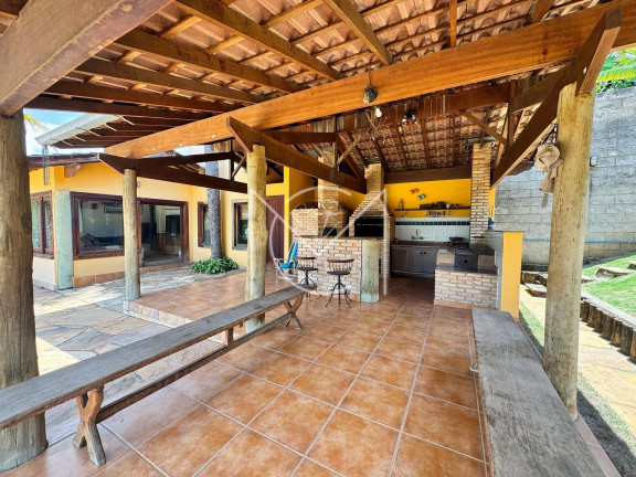Imagem Casa com 3 Quartos à Venda, 395 m² em Bandeirantes (pampulha) - Belo Horizonte