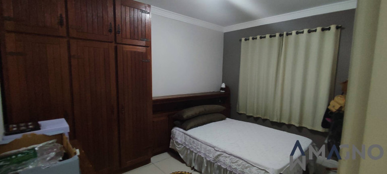 Imagem Sobrado com 5 Quartos à Venda, 444 m² em Coqueiral - Cascavel
