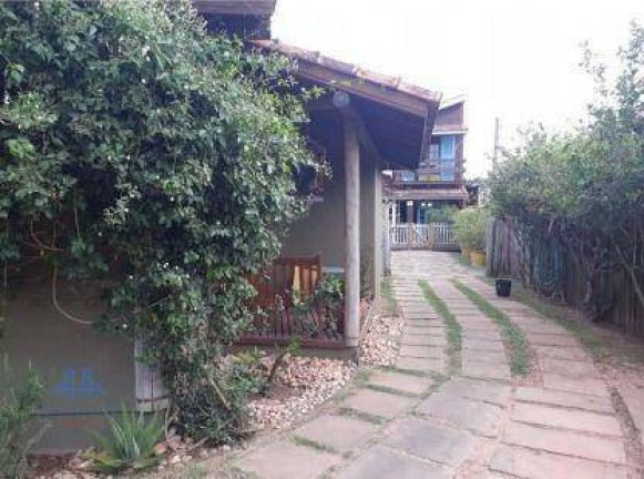 Imagem Casa com 3 Quartos à Venda, 128 m² em São João Do Rio Vermelho - Florianópolis Imagem Casa com 3 Quartos à Venda, 128 m² em São João Do Rio Vermelho - Florianópolis