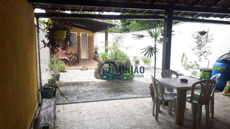 Imagem Casa com 3 Quartos à Venda, 120 m² em Piratininga - Niterói Imagem Casa com 3 Quartos à Venda, 120 m² em Piratininga - Niterói