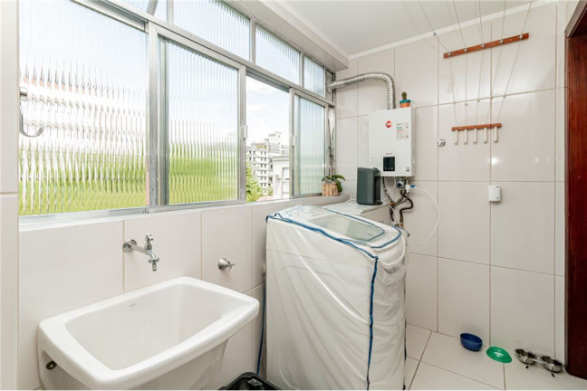 Imagem Apartamento com 2 Quartos à Venda, 116 m² em Moinhos De Vento - Porto Alegre Imagem Apartamento com 2 Quartos à Venda, 116 m² em Moinhos De Vento - Porto Alegre