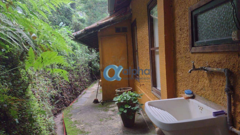 Imagem Casa com 2 Quartos para Alugar, 120 m² em Santo Antônio - Duque De Caxias Imagem Casa com 2 Quartos para Alugar, 120 m² em Santo Antônio - Duque De Caxias
