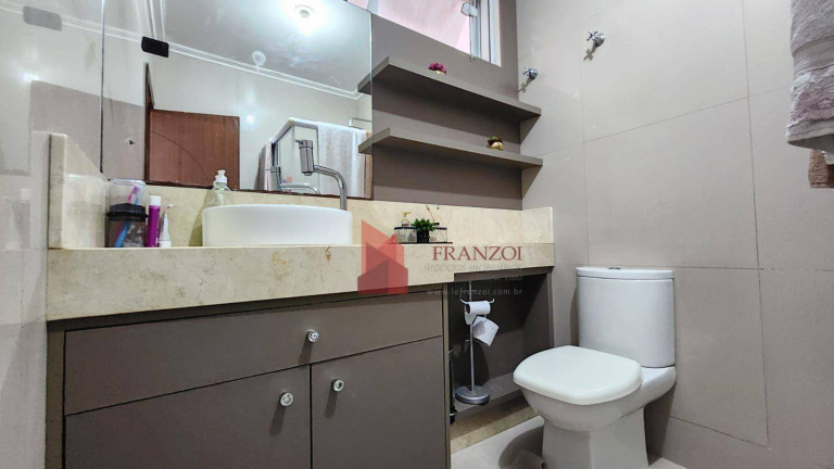Imagem Casa com 4 Quartos à Venda, 204 m² em Dom Bosco - Itajaí Imagem Casa com 4 Quartos à Venda, 204 m² em Dom Bosco - Itajaí