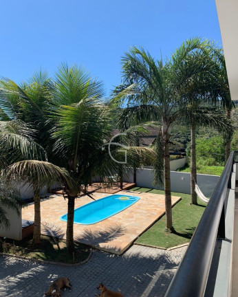 Imagem Casa com 4 Quartos à Venda, 202 m² em Bom Retiro - Joinville Imagem Casa com 4 Quartos à Venda, 202 m² em Bom Retiro - Joinville