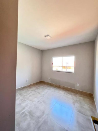 Imagem Casa com 3 Quartos à Venda, 243 m² em Parque Das Laranjeiras Acréscimo - Goiânia