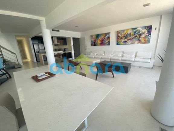 Imagem Cobertura com 3 Quartos à Venda, 300 m² em Copacabana - Rio De Janeiro
