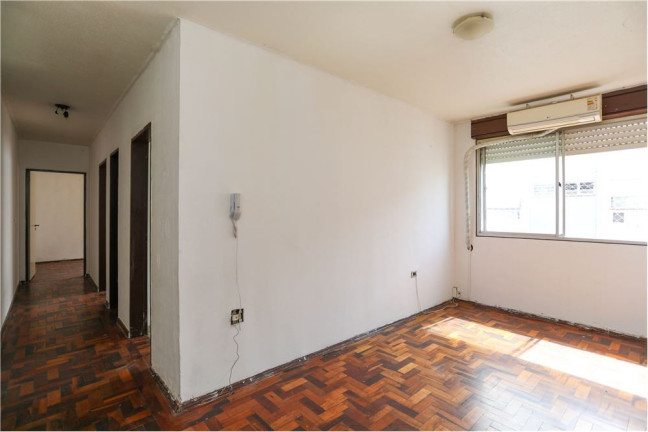 Imagem Imóvel com 2 Quartos à Venda, em Sarandi - Porto Alegre Imagem Imóvel com 2 Quartos à Venda, em Sarandi - Porto Alegre