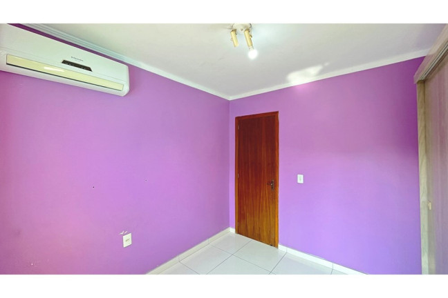 Imagem Casa com 2 Quartos à Venda, em Hípica - Porto Alegre Imagem Casa com 2 Quartos à Venda, em Hípica - Porto Alegre