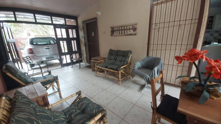Imagem Casa com 3 Quartos para Temporada, em Nova Tramandaí - Tramandaí Imagem Casa com 3 Quartos para Temporada, em Nova Tramandaí - Tramandaí