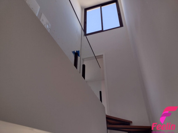 Imagem Casa com 3 Quartos à Venda, 197 m² em Rio Tavares - Florianópolis Imagem Casa com 3 Quartos à Venda, 197 m² em Rio Tavares - Florianópolis