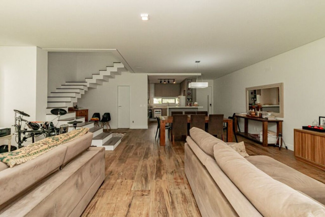 Imagem Casa de Condomínio com 3 Quartos à Venda, 438 m² em Pedra Redonda - Porto Alegre Imagem Casa de Condomínio com 3 Quartos à Venda, 438 m² em Pedra Redonda - Porto Alegre