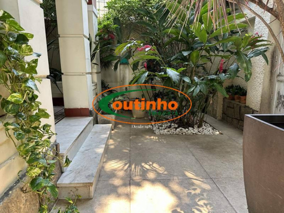 Imagem Casa com 4 Quartos à Venda, 200 m² em Tijuca - Rio De Janeiro Imagem Casa com 4 Quartos à Venda, 200 m² em Tijuca - Rio De Janeiro