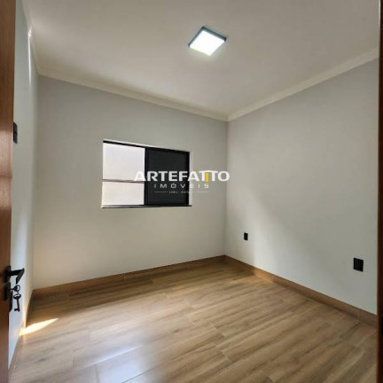 Imagem Casa com 3 Quartos à Venda, 140 m² Imagem Casa com 3 Quartos à Venda, 140 m²