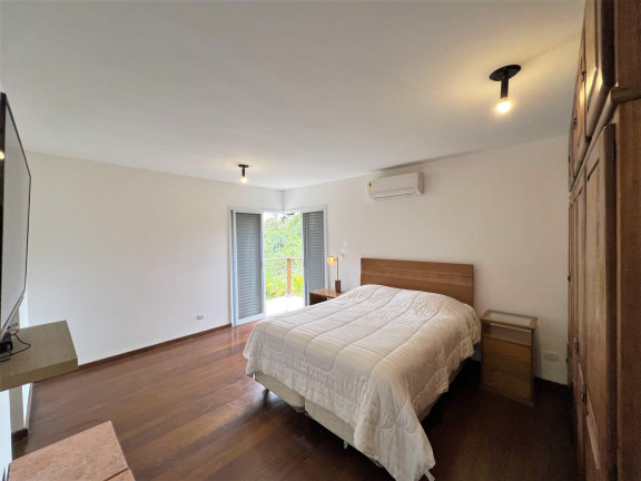 Imagem Casa com 3 Quartos à Venda, 400 m² em Granja Viana Ii - Cotia Imagem Casa com 3 Quartos à Venda, 400 m² em Granja Viana Ii - Cotia