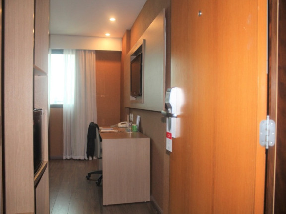 Imagem Flat com 1 Quarto à Venda, 28 m² em Indianópolis - São Paulo Imagem Flat com 1 Quarto à Venda, 28 m² em Indianópolis - São Paulo