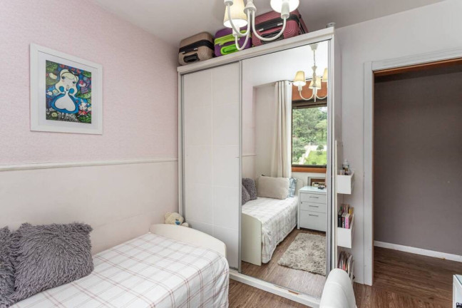 Imagem Imóvel com 3 Quartos à Venda, 90 m² em Cristal - Porto Alegre Imagem Imóvel com 3 Quartos à Venda, 90 m² em Cristal - Porto Alegre