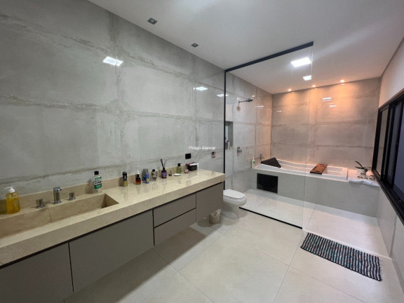 Imagem Sobrado com 3 Quartos à Venda, 462 m² em Residencial Alphaville Iii - Campo Grande