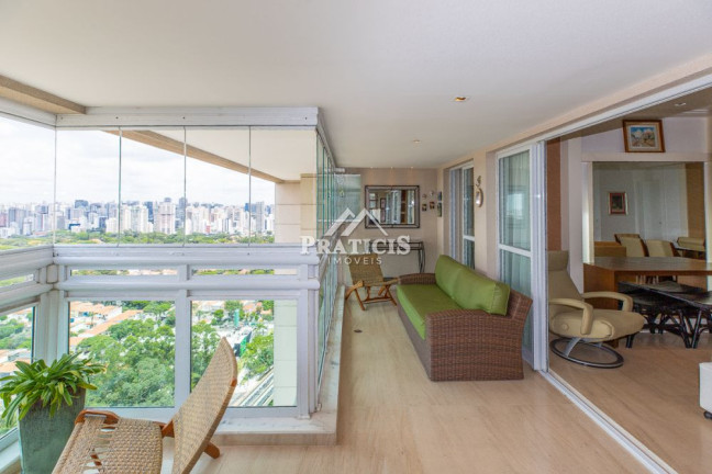 Imagem Apartamento com 4 Quartos à Venda, 154 m² em Campo Belo - São Paulo