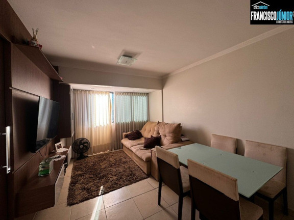 Imagem Imóvel com 3 Quartos à Venda, 81 m² em Setor Dos Funcionários - Goiânia Imagem Imóvel com 3 Quartos à Venda, 81 m² em Setor Dos Funcionários - Goiânia