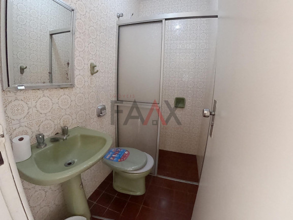 Imagem Casa com 2 Quartos à Venda, 241 m² em Trianon - Guarapuava Imagem Casa com 2 Quartos à Venda, 241 m² em Trianon - Guarapuava