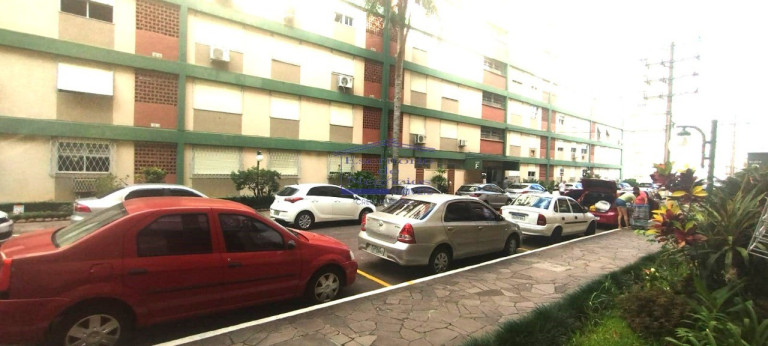 Imagem Imóvel com 3 Quartos à Venda, 67 m² em Petrópolis - Porto Alegre Imagem Imóvel com 3 Quartos à Venda, 67 m² em Petrópolis - Porto Alegre
